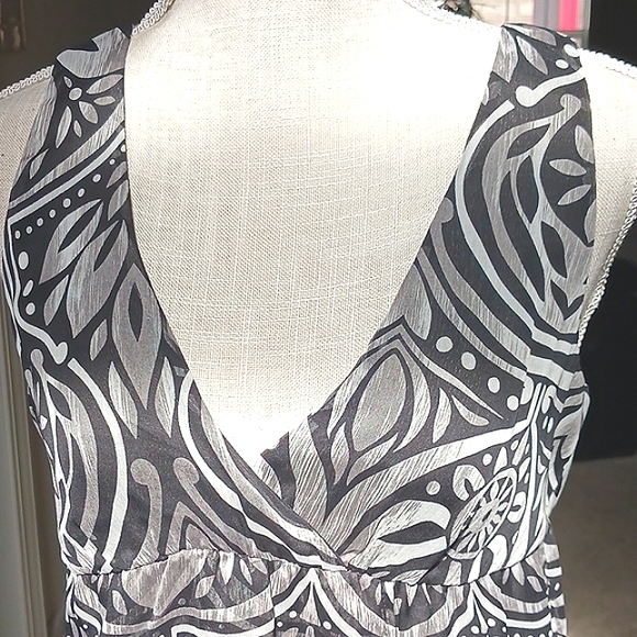 GLAM BLACK/GREY DRESS SIZE SMALL - Picture 4 of 12